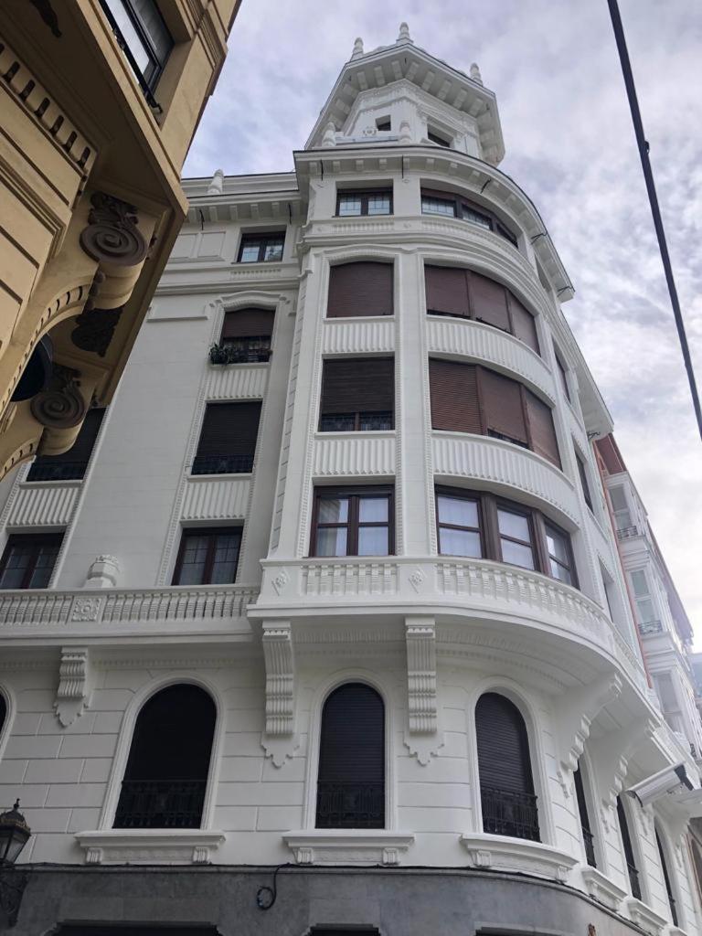 Apartamento En El Mismo Corazon Del Casco Viejo Bilbao Exteriör bild